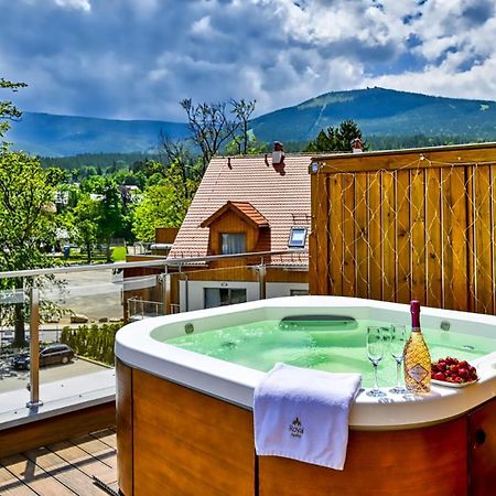Royal Prestige Collection Z Prywatnym Jacuzzi - Stone Hill Resort Z Basenem I Saunami Szklarska Poręba Eksteriør billede