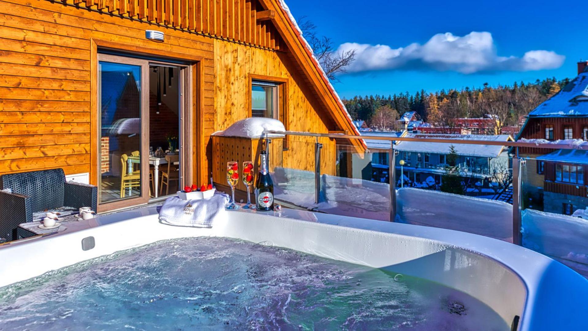 Royal Prestige Collection Z Prywatnym Jacuzzi - Stone Hill Resort Z Basenem I Saunami Szklarska Poręba Eksteriør billede