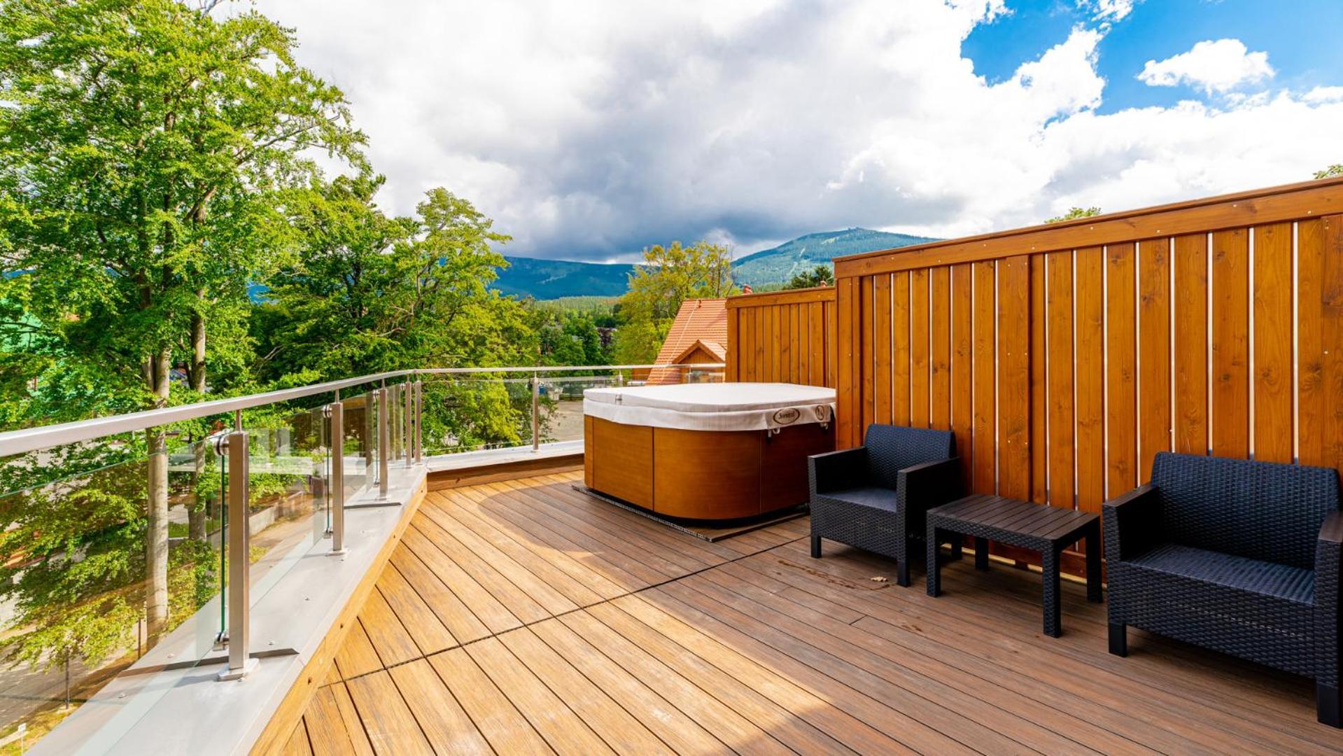Royal Prestige Collection Z Prywatnym Jacuzzi - Stone Hill Resort Z Basenem I Saunami Szklarska Poręba Eksteriør billede